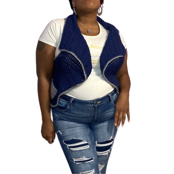 Handmade Crochet Vest - Picture 5 of 6